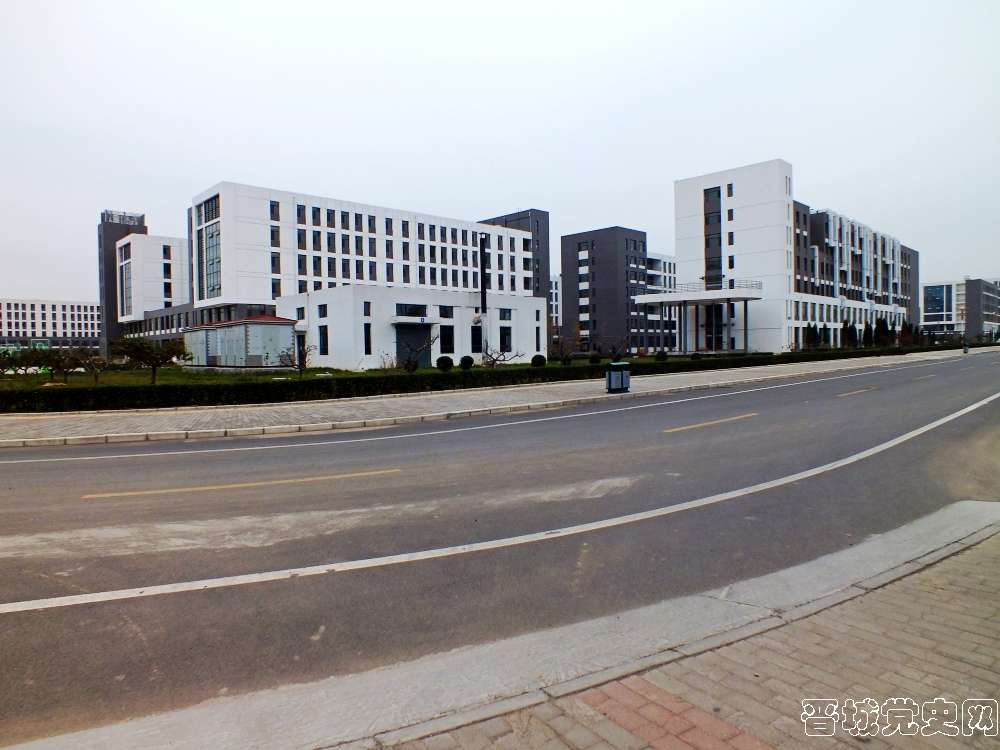 3、太原科技大学晋城分校校园风景（摄影：韩卓洋）